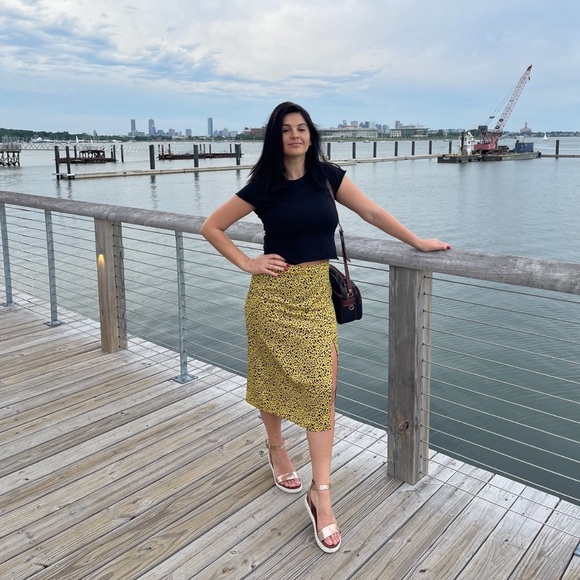 BCBGeneration Women's Front Slit Maxi Skirt - Picture 6 of 8